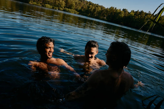 5 TOP TIPS FOR STAYING HEALTHY ON HOLIDAY
