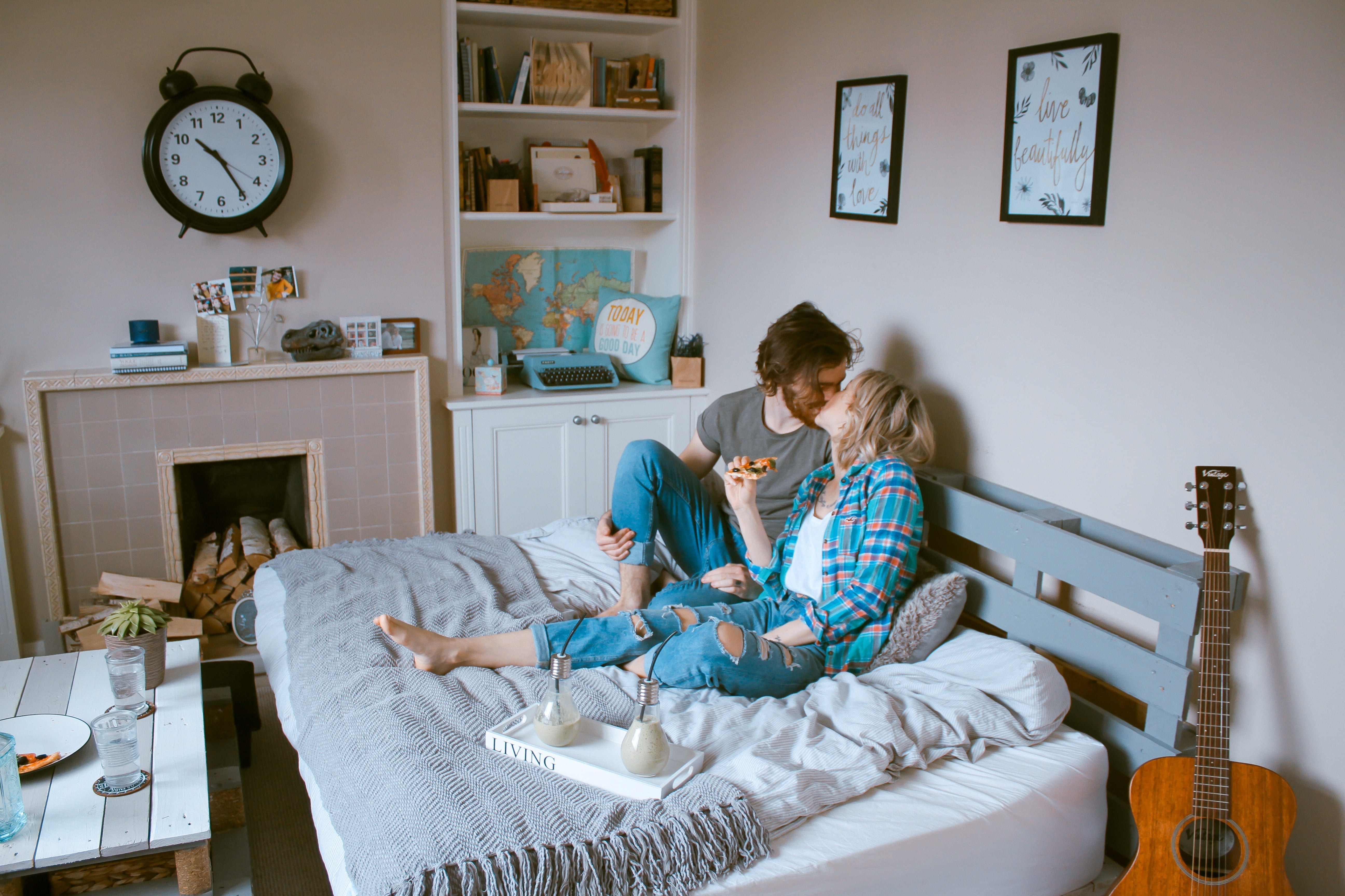 Couple in Bed - Vitamin C and Sleep